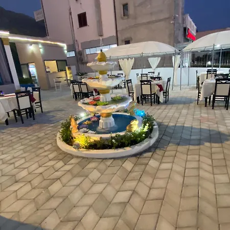 Hotel Restorant Pizzeri Matteo Trajas